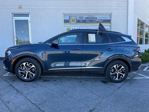 Vesta Blue 2023 Kia Sportage Hybrid EX