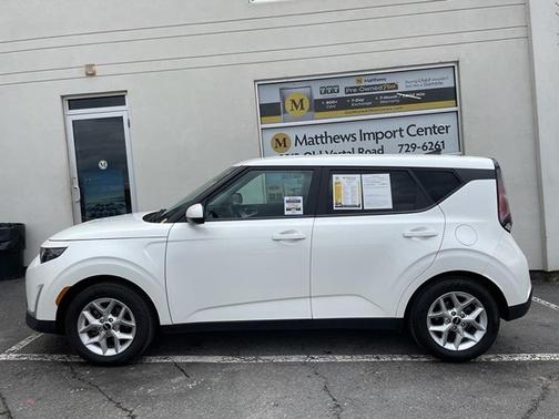 2023 Kia Soul LX