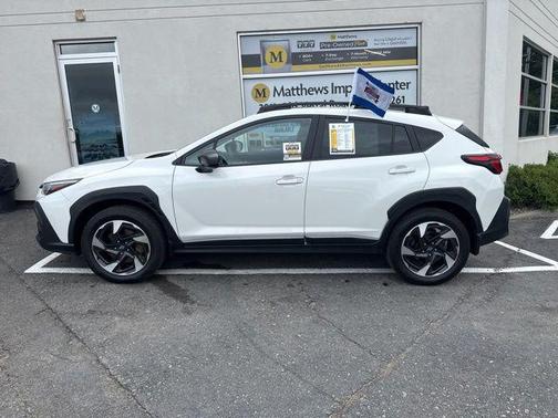 Crystal White Pearl 2024 Subaru Crosstrek Limited