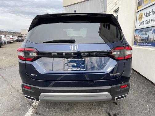 2023 Honda Pilot Touring 8-Passenger