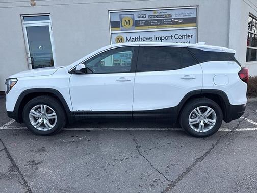 2024 GMC Terrain SLE