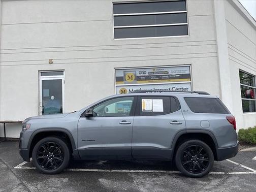 2022 GMC Acadia AWD SLT