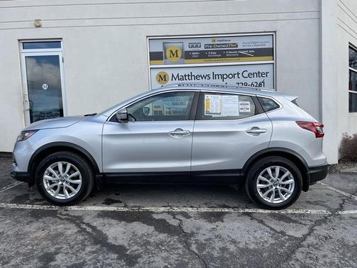 2021 Nissan Rogue Sport SV