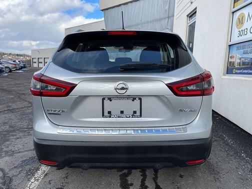 2021 Nissan Rogue Sport SV