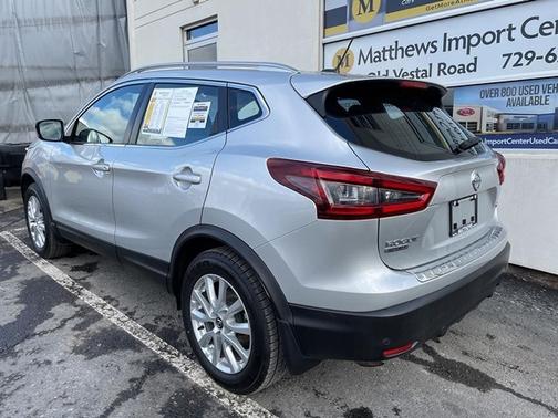 2021 Nissan Rogue Sport SV