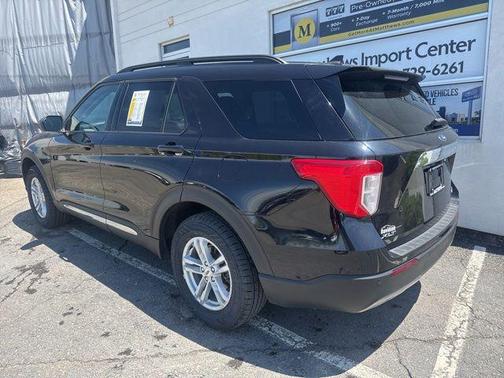 Agate Black Metallic 2023 Ford Explorer XLT