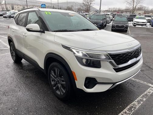 2023 Kia Seltos S