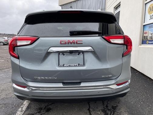 2023 GMC Terrain Denali