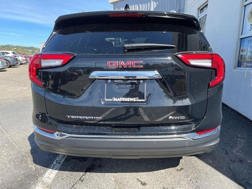2022 GMC Terrain SLT