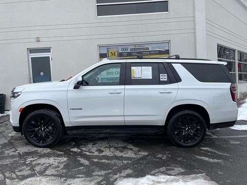 2024 Chevrolet Tahoe 4WD RST