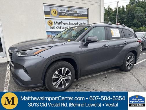 2022 Toyota Highlander XLE