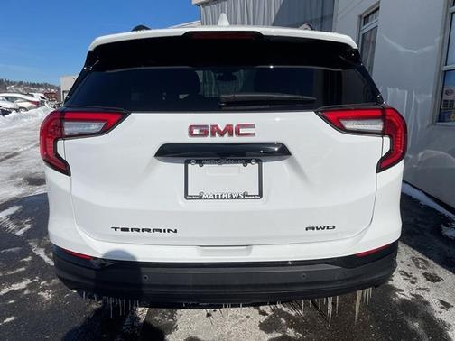 2024 GMC Terrain SLE