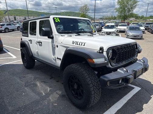 Bright White Clearcoat 2024 Jeep Wrangler Willys