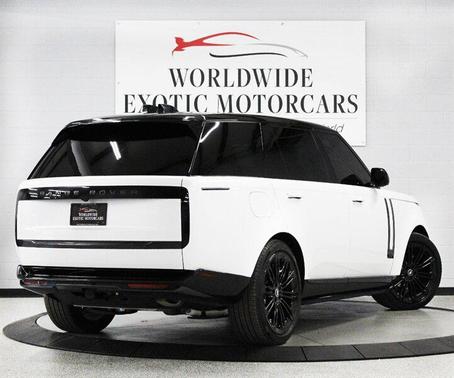2025 Land Rover Range Rover P400 SE 7 Seat