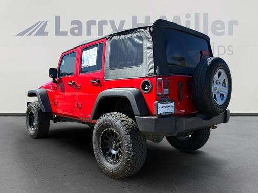 Firecracker Red Clearcoat 2017 Jeep Wrangler Unlimited SPORT