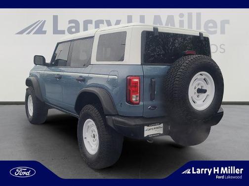 AZURE GRAY MET TRI-COAT 2025 Ford Bronco HERITAGE EDITION