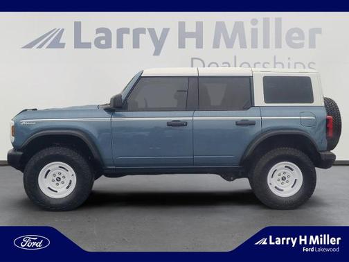 AZURE GRAY MET TRI-COAT 2025 Ford Bronco HERITAGE EDITION