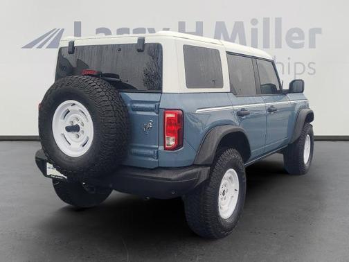 AZURE GRAY MET TRI-COAT 2025 Ford Bronco HERITAGE EDITION