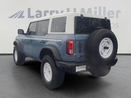 AZURE GRAY MET TRI-COAT 2025 Ford Bronco HERITAGE EDITION