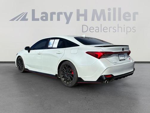 2020 Toyota Avalon TRD