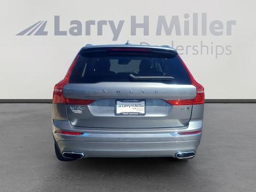 Gray 2021 Volvo XC60 T5 INSCRIPTION