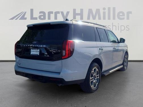 SPACE SILVER METALLIC 2025 Ford Expedition ACTIVE