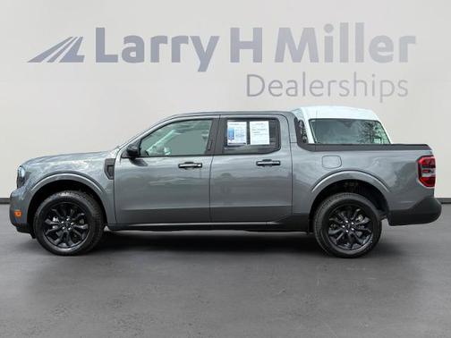 CARBONIZED GRAY METALLIC 2023 Ford Maverick LARIAT