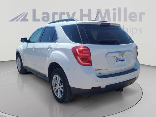 Summit White 2017 Chevrolet Equinox LT