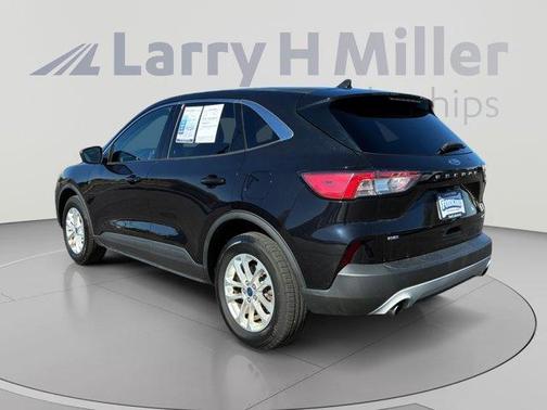 Black Metallic 2020 Ford Escape SE