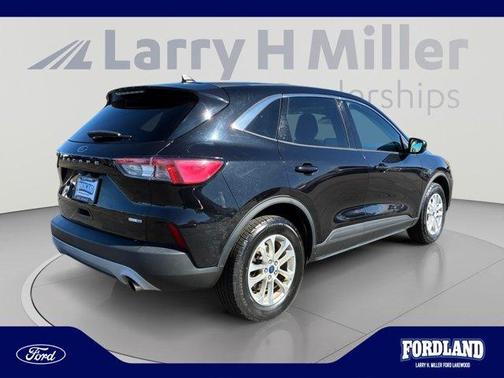 Black Metallic 2020 Ford Escape SE