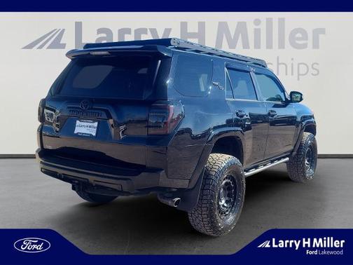 2022 Toyota 4Runner TRD OFF ROAD PREMIUM