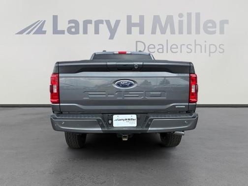 CARBONIZED GRAY METALLIC 2021 Ford F-150 XLT