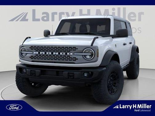 Oxford White 2026 Ford Bronco Badlands