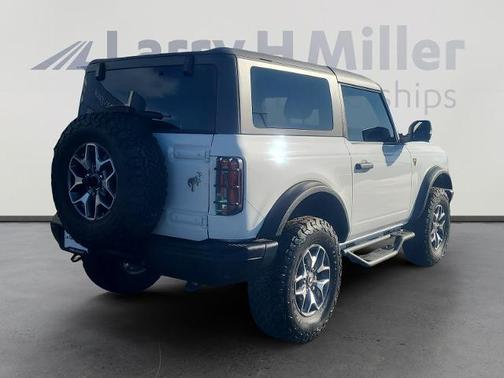 OXFORD WHITE 2023 Ford Bronco BADLANDS