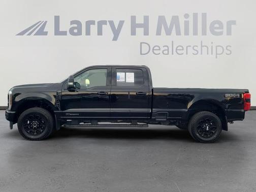 2025 Ford F-350 LARIAT SUPER DUTY