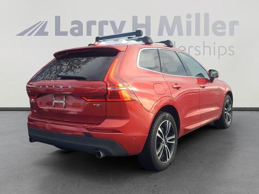 2019 Volvo XC60 T5 MOMENTUM
