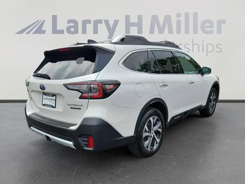 2022 Subaru Outback TOURING
