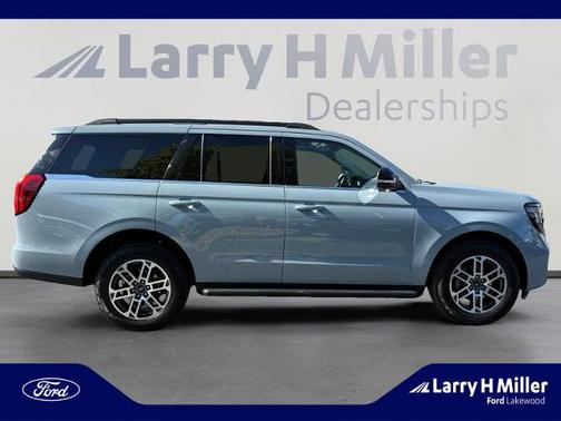 GLACIER GRAY METALLIC TC 2025 Ford Expedition ACTIVE