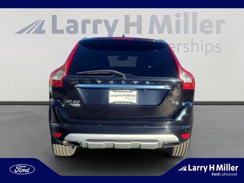 2017 Volvo XC60 T5 DYNAMIC