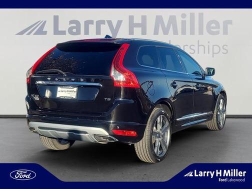 2017 Volvo XC60 T5 DYNAMIC