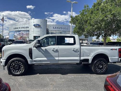 2025 Ford F-350 PLATINUM