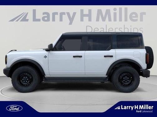 Oxford White 2026 Ford Bronco Outer Banks