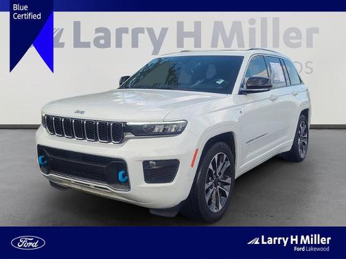 Bright White Clearcoat 2022 Jeep Grand Cherokee OVERLAND