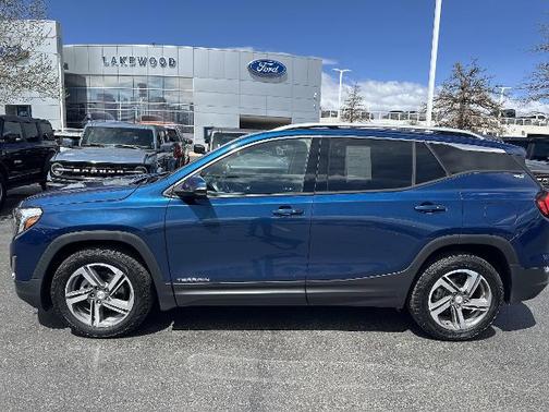 2021 GMC Terrain SLT