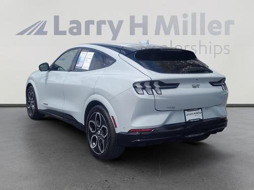 SPACE WHITE METALLIC 2021 Ford Mustang Mach-E GT