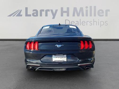 2022 Ford Mustang ECOBOOST PREMIUM