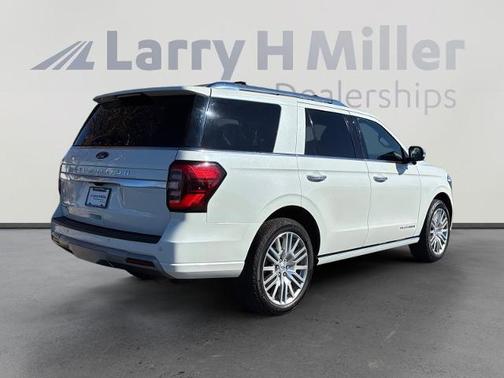 2023 Ford Expedition PLATINUM