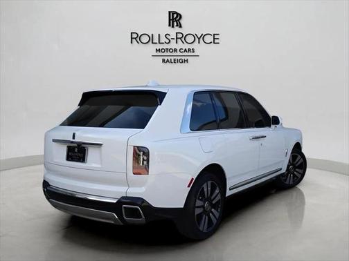 2025 Rolls-Royce Cullinan Base