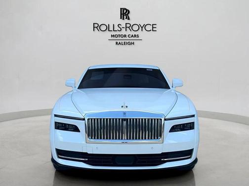 Arctic White 2024 Rolls-Royce Spectre