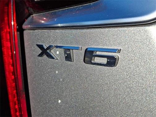 2025 Cadillac XT6 Premium Luxury AWD